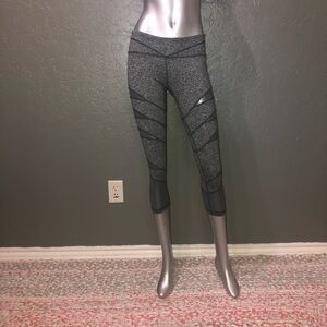 (2) pair of Zella leggings.